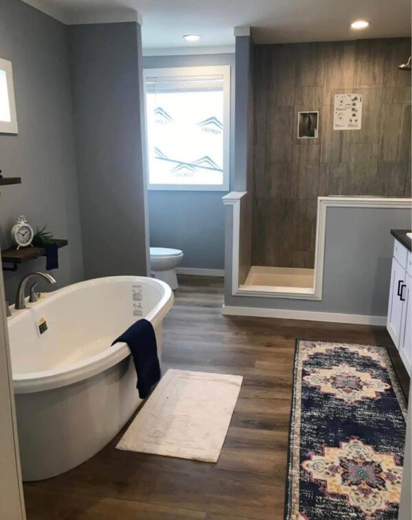 Clayton Manufactured Home - Image 12
