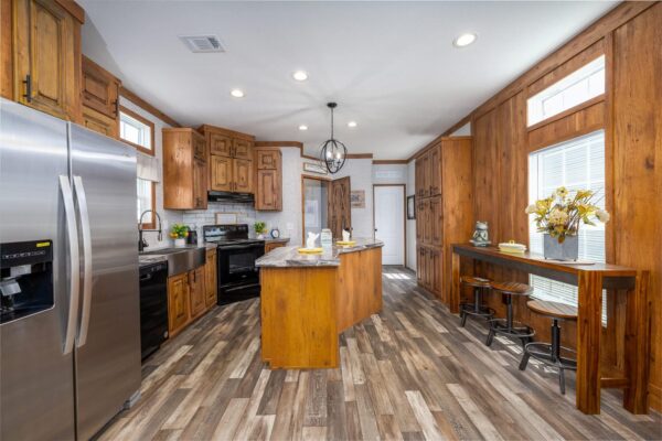 SINGLEWIDE SPOTLIGHT - Image 7
