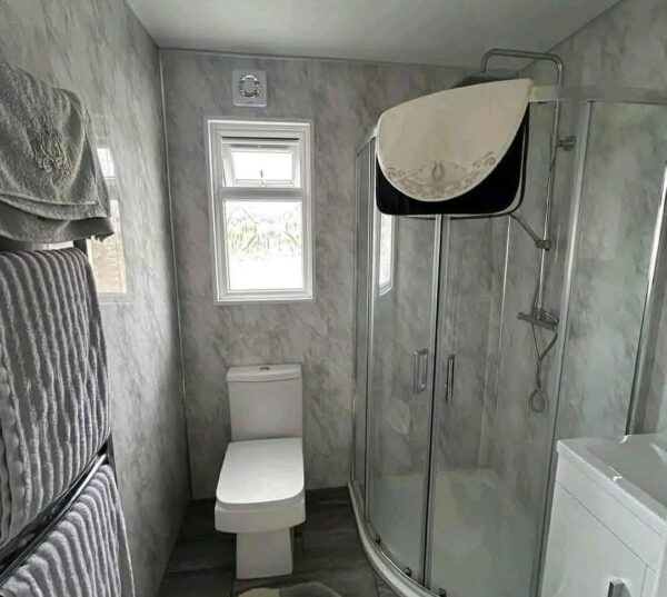 Twin unit mobile home  - Image 2