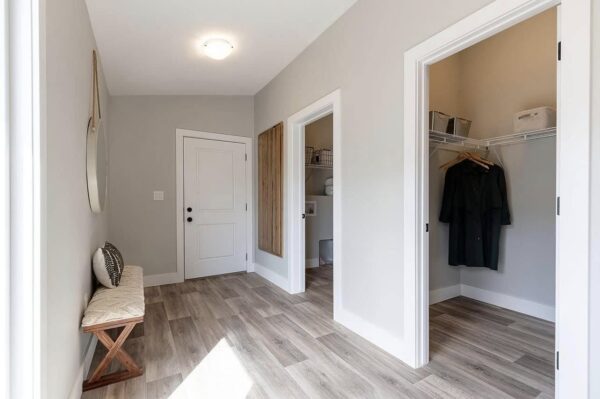 A perfect starter home! - Image 4