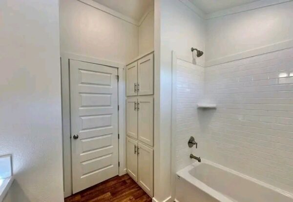 Used Platinum Cottages HUD - Image 5