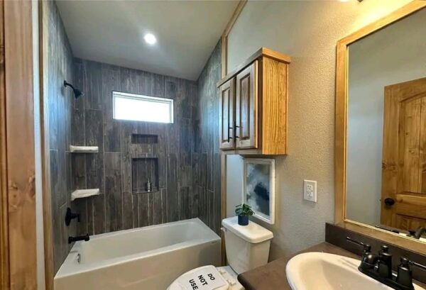 Platinum Cottages HUD Single - Image 10
