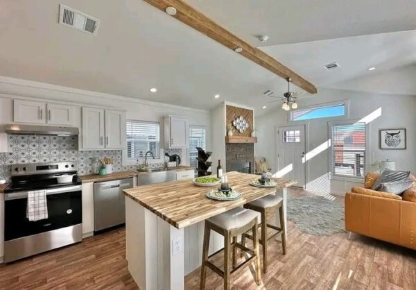 Used Platinum Cottages HUD - Image 9